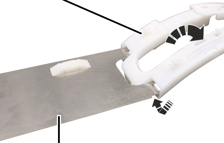 U:\Allgemein\Produkthandbücher\Produkthandbücher Fotos\Seilzug kompakt\Seilzug D\Seilzug D true vertical lift\Kantenschutz einhaken 3.jpg